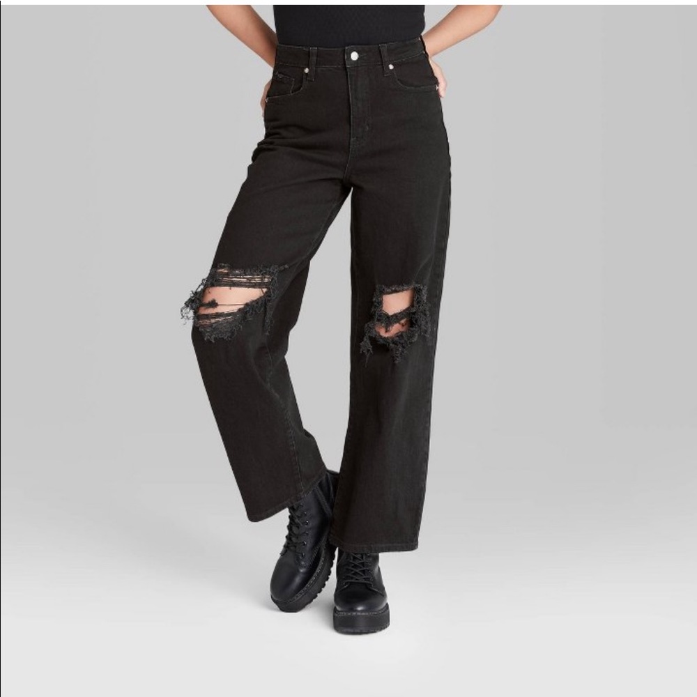 Black distressed jeans - High waisted - Brand new